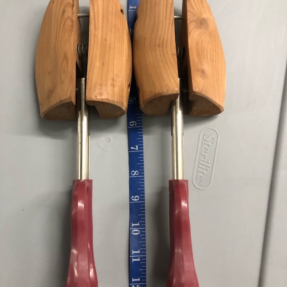 FLORSHEIM CEDAR WOOD SHOE HORNS- Men - Picture 8 of 8